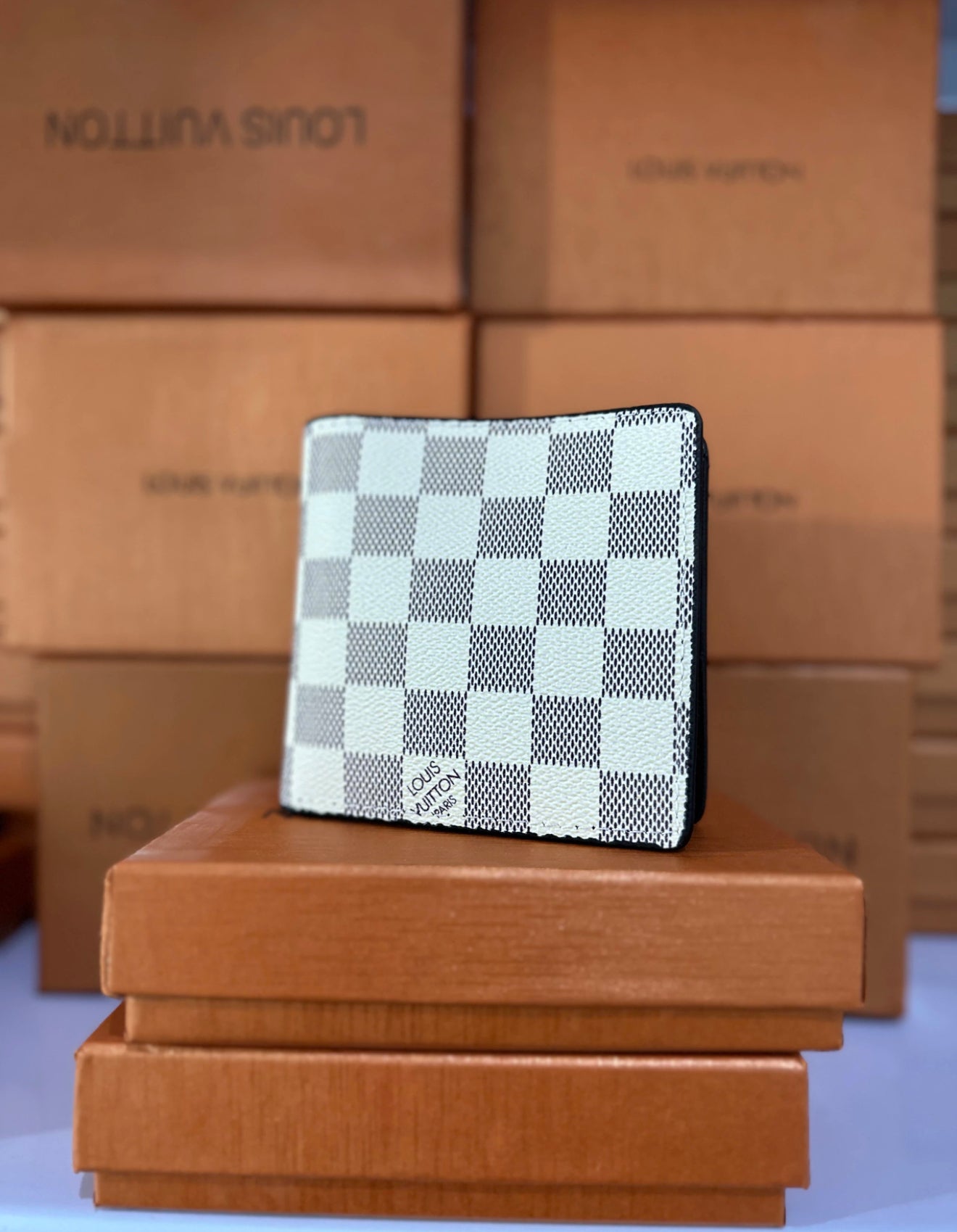 Lv wallets